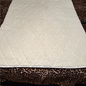 Luxurious Cream Quilted Bedding
